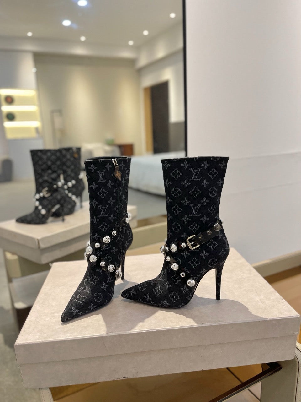 L fashion printed high-heeled leather boots 0724102304
