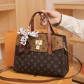 Fashion and versatile handbag BNN1023112107