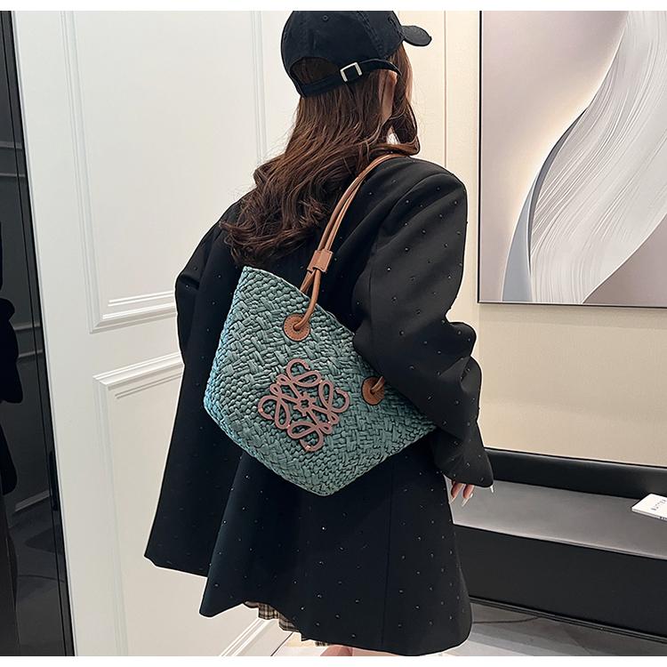 High-end Fashion Simple Casual Beach Bag 1024041707