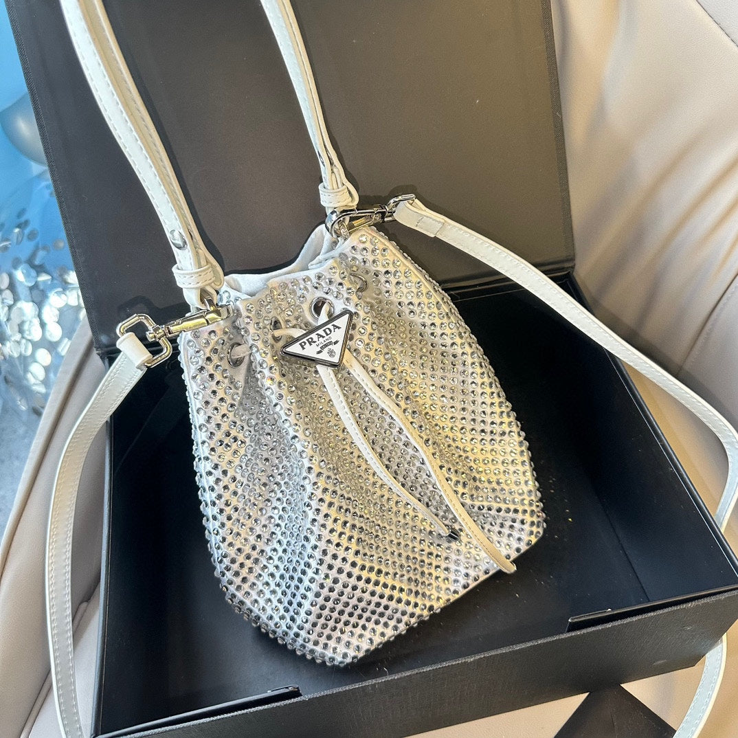 Full Diamond Ultra Mini Versatile Bucket Bag CWT10032404