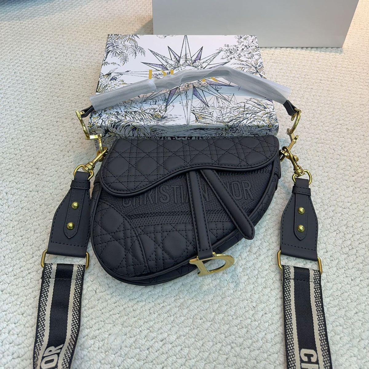 D diamond saddle bag 1824040204