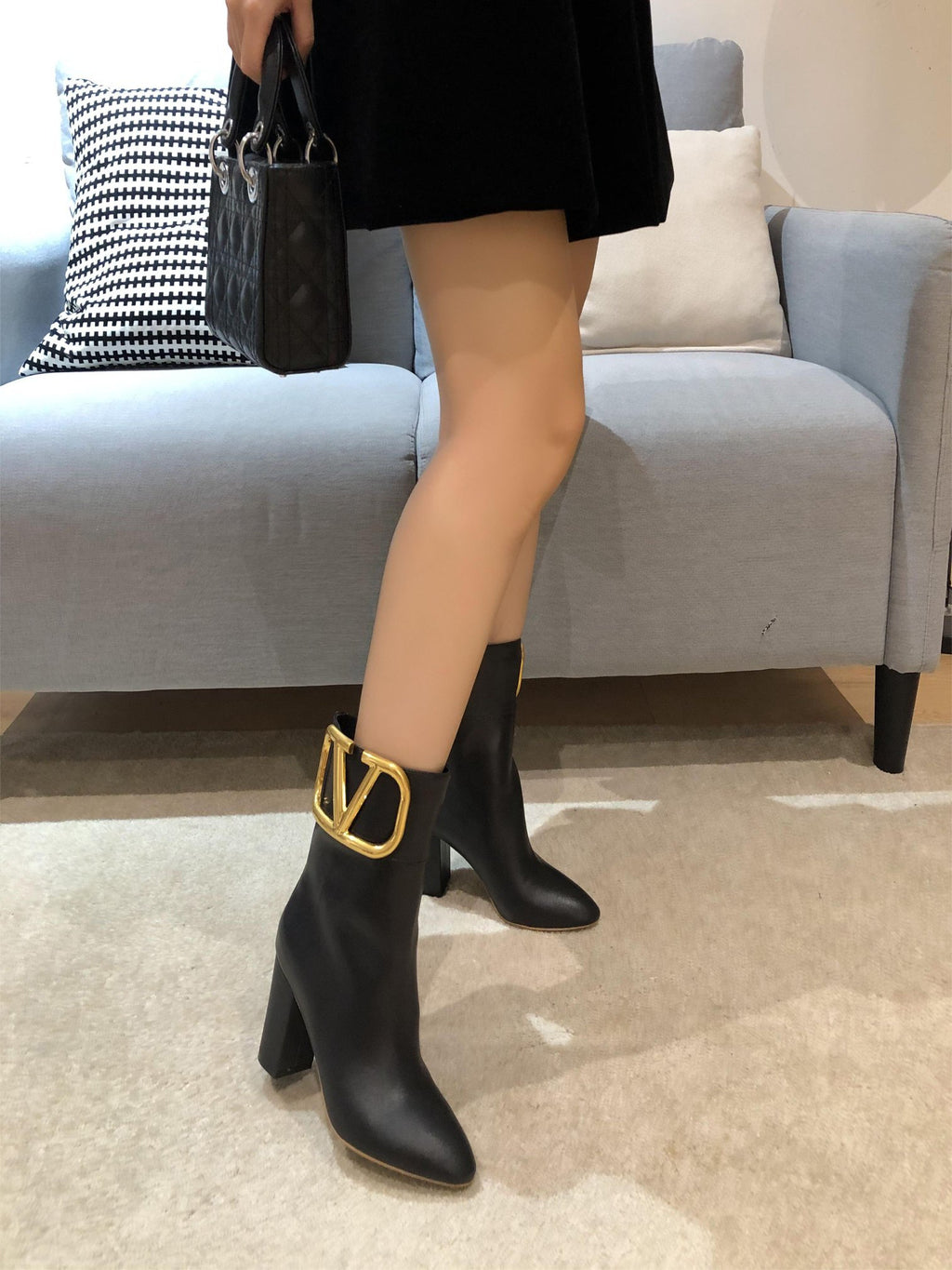 VT big logo high heel leather boots 0724072402