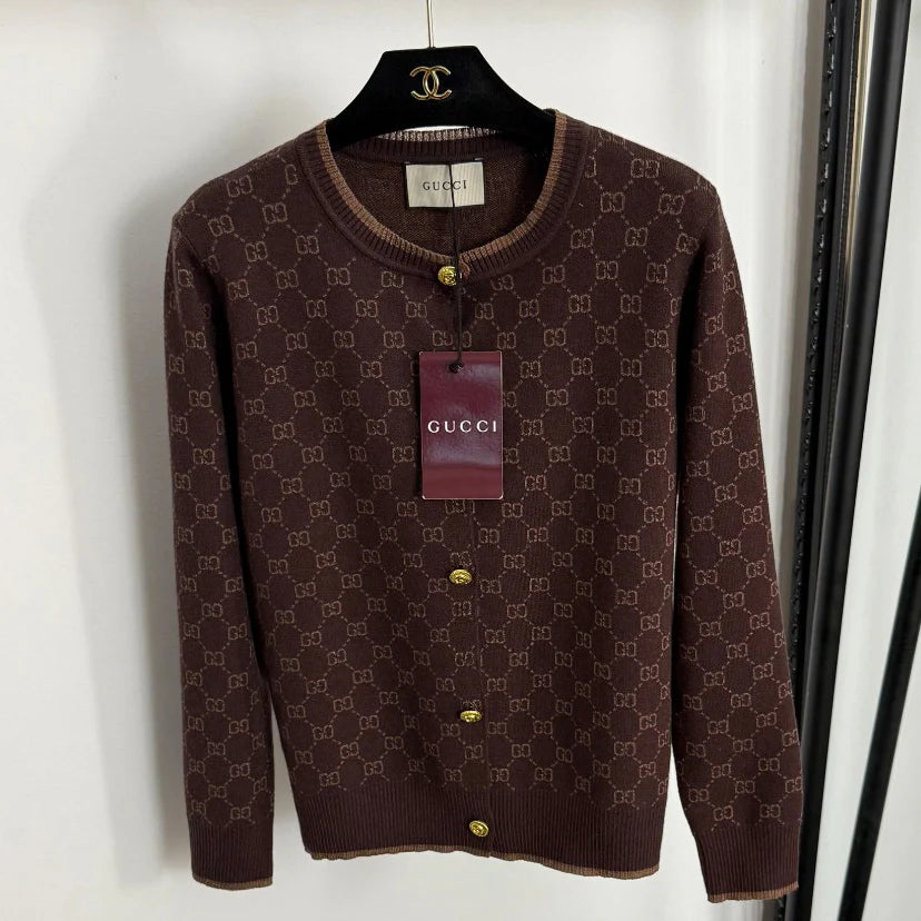 Color-blocked floral print crew neck knit sweater 1025092324