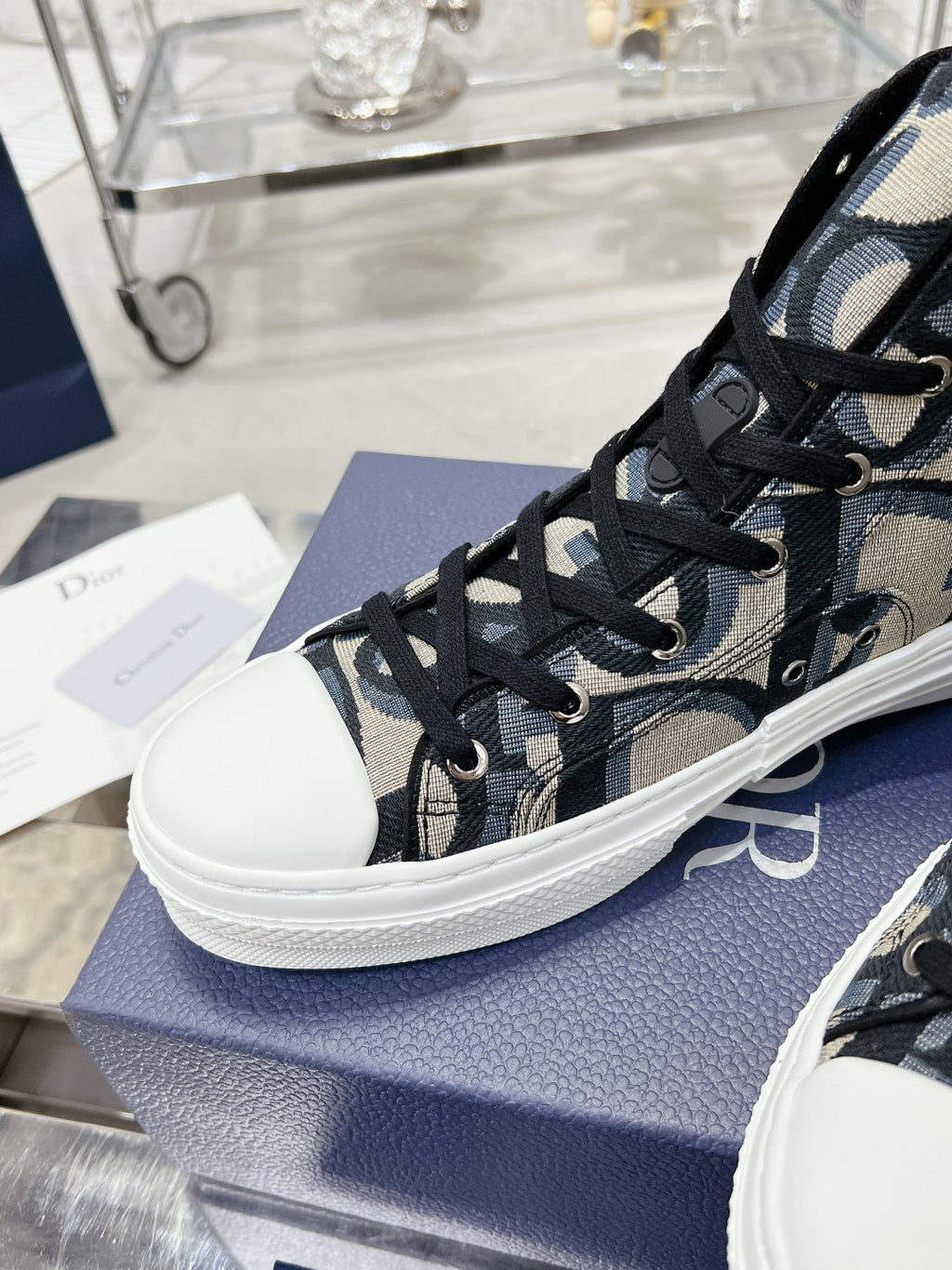 CD B23 High-Top Sneaker 1824120911