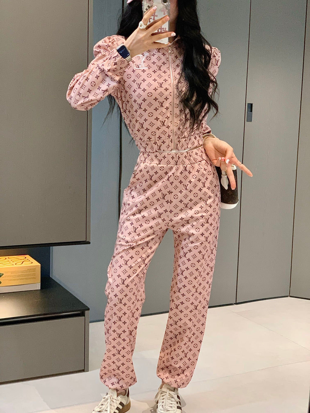 V Fashion letter print set 0724101111