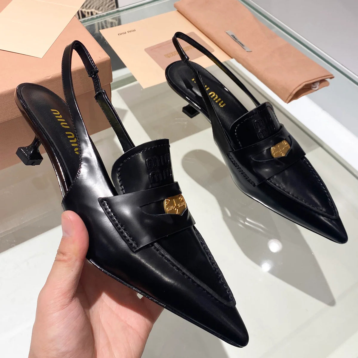 New Kitten Heel Pointed Toe Sandals 1025062403