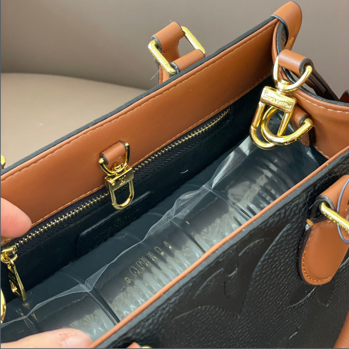 L Fashion Embossed Cowhide Bag XC24092411