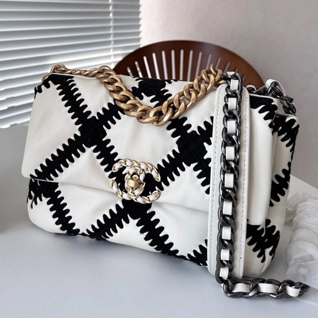 New fashionable versatile crossbody bag 1024012311