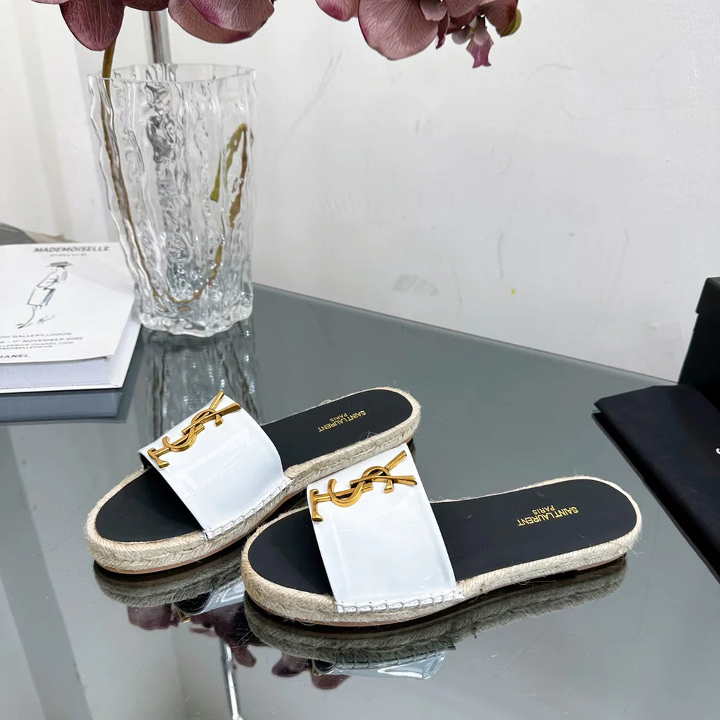 New fashionable and versatile casual sandals 0724030509
