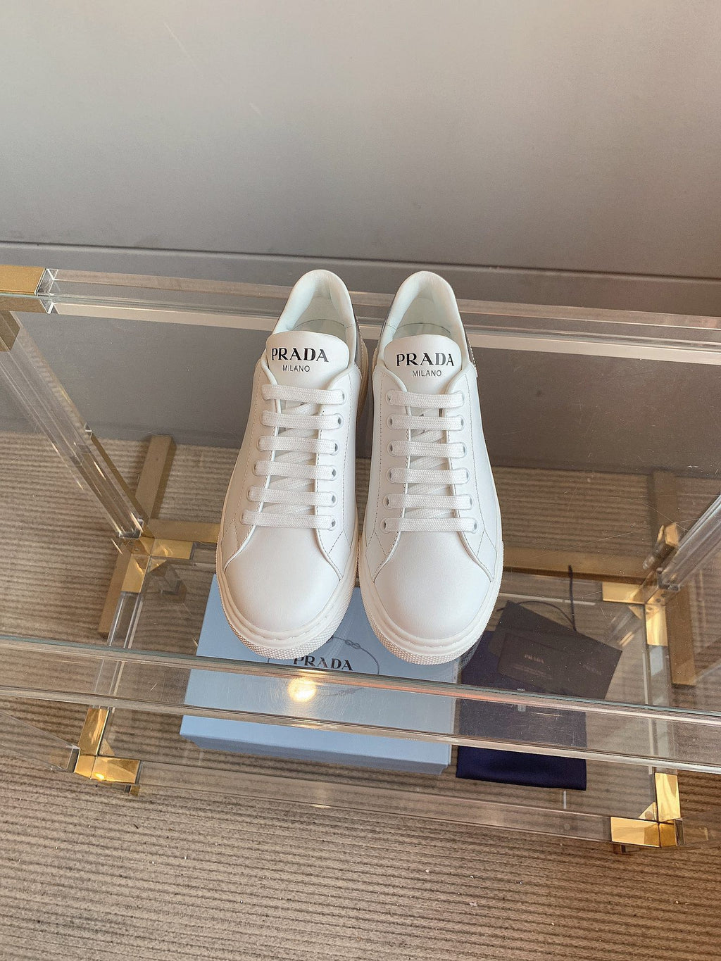 P classic siLer tail couple white shoes 0724111112