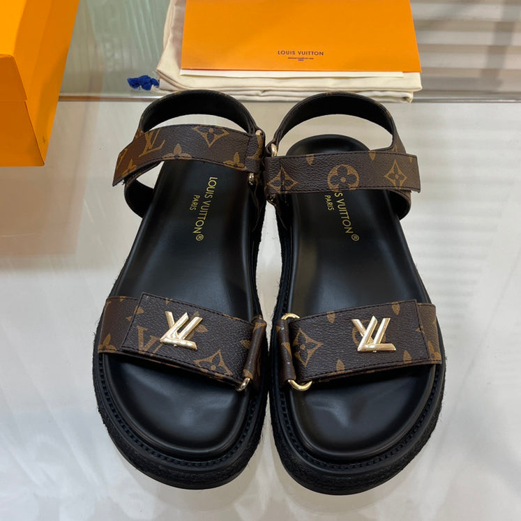 V - Classic Sandals XC07062905