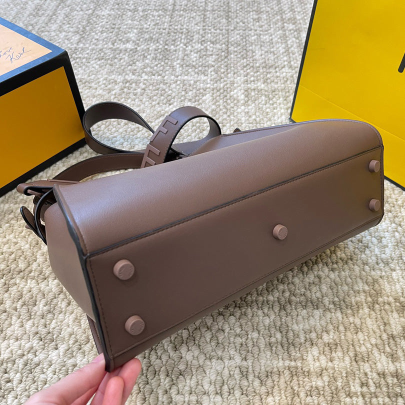 Peekaboo bag 1824062412