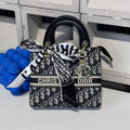 Fashion retro handbag PD10061422