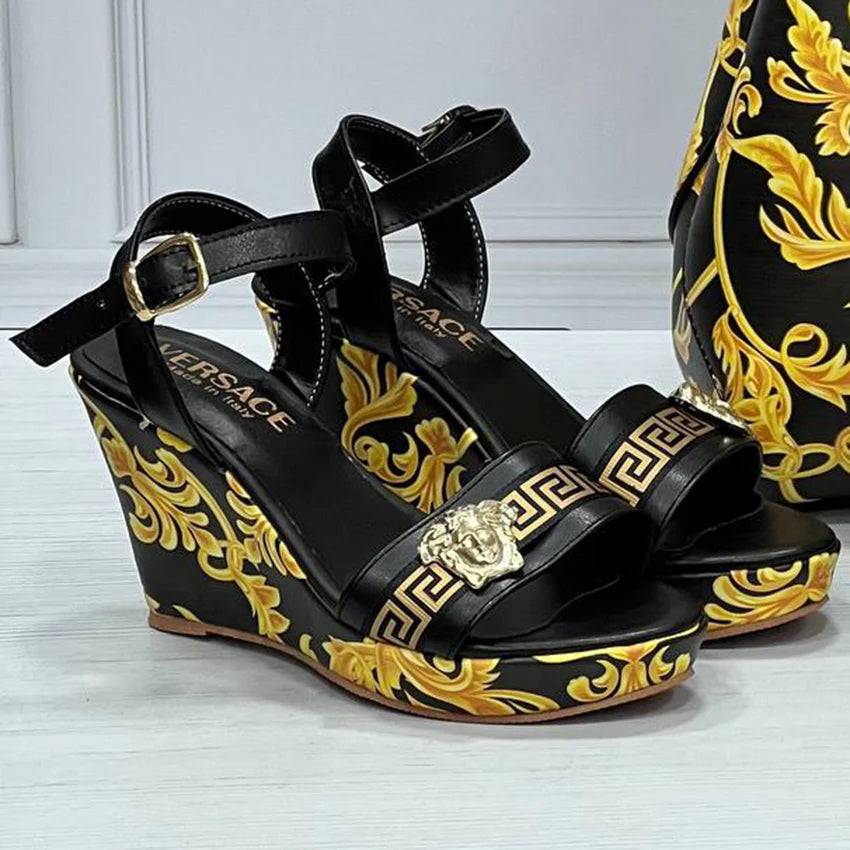 New Fashion Classic Versatile Sandals 1024061815