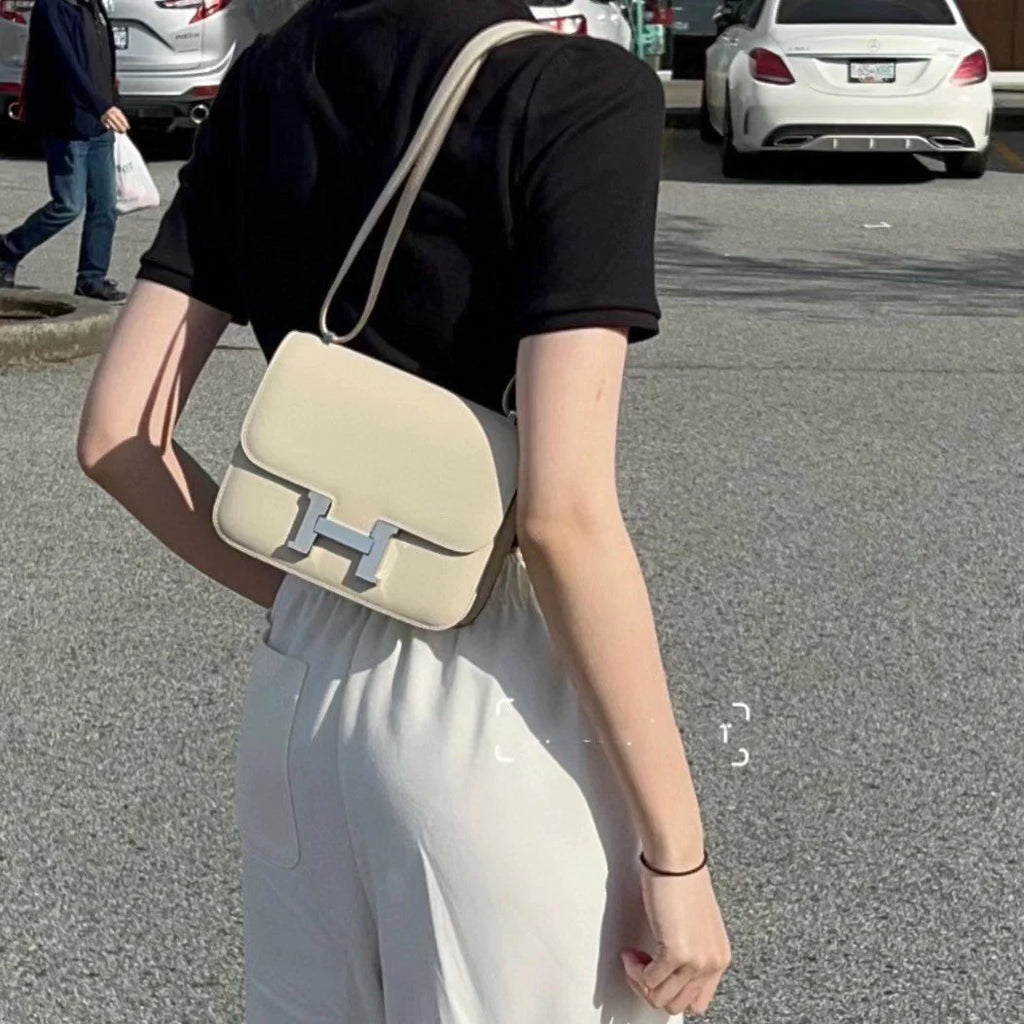 H Ladies Fashion SiLer Buckle Bag 0724021903