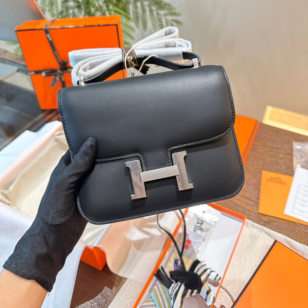 H Constance Soft cowhide shoulder bag XC24101002