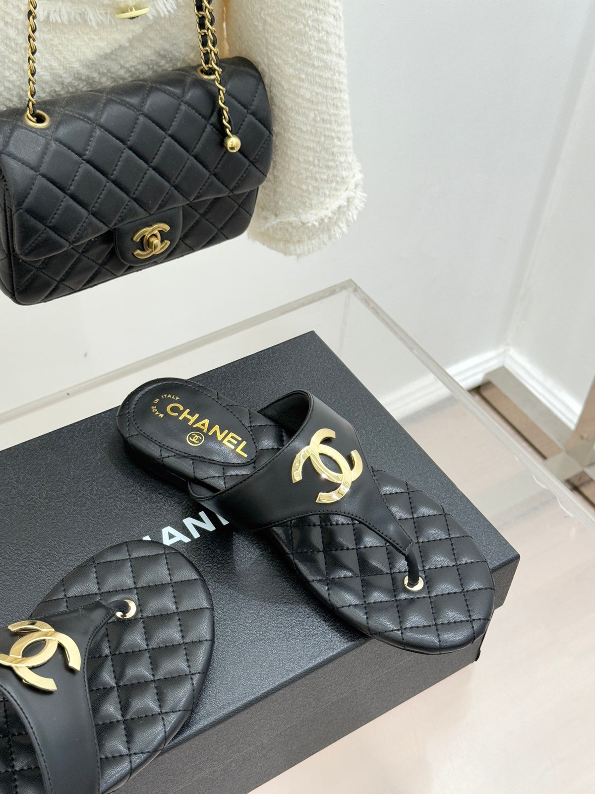 26SS New Women's Diamond Pattern Flip-Flops 0726031003