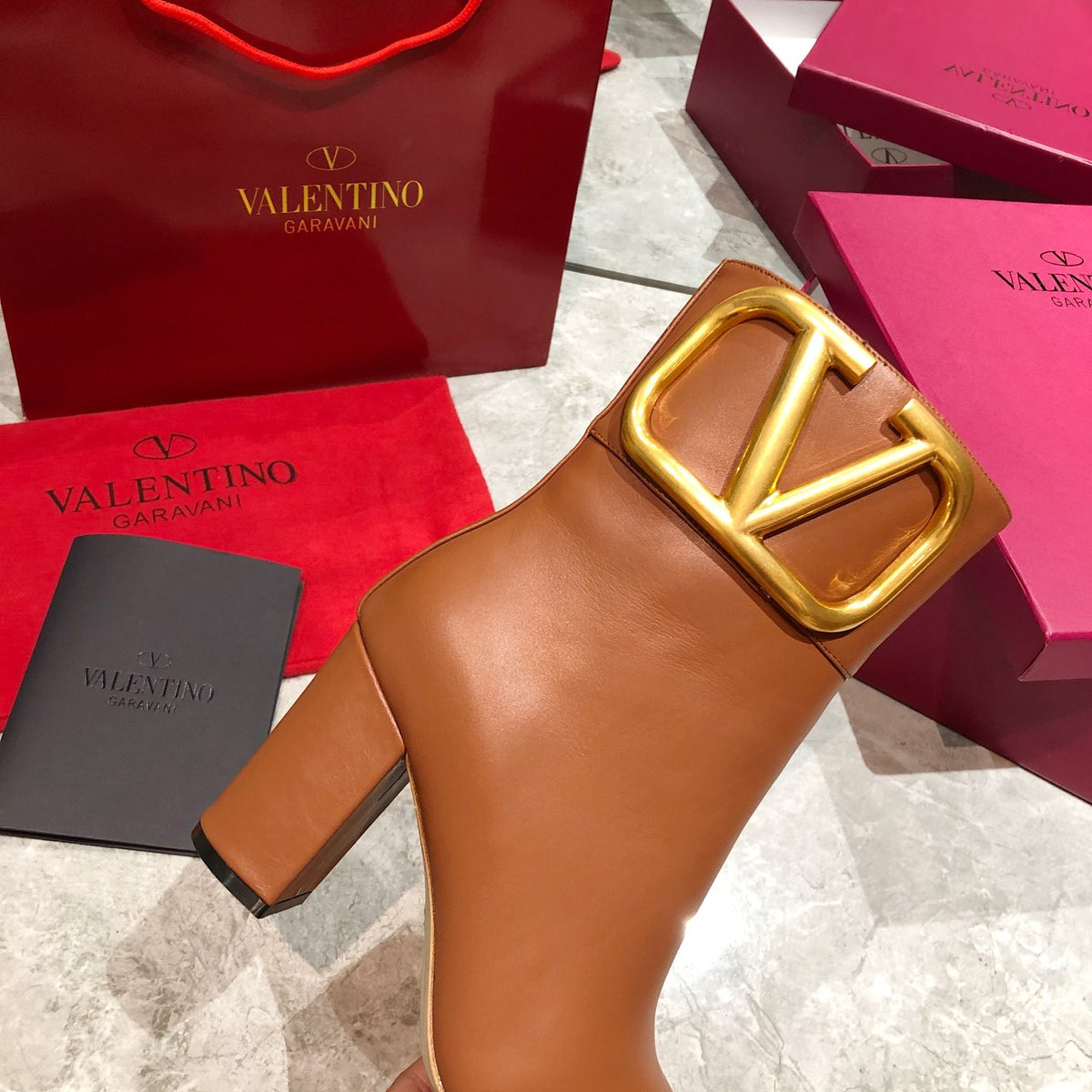 VT big logo high heel leather boots 0724072402