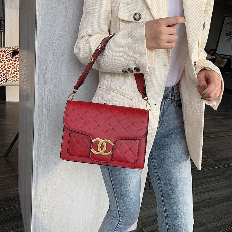 Fashion new shoulder bag PD1023073107