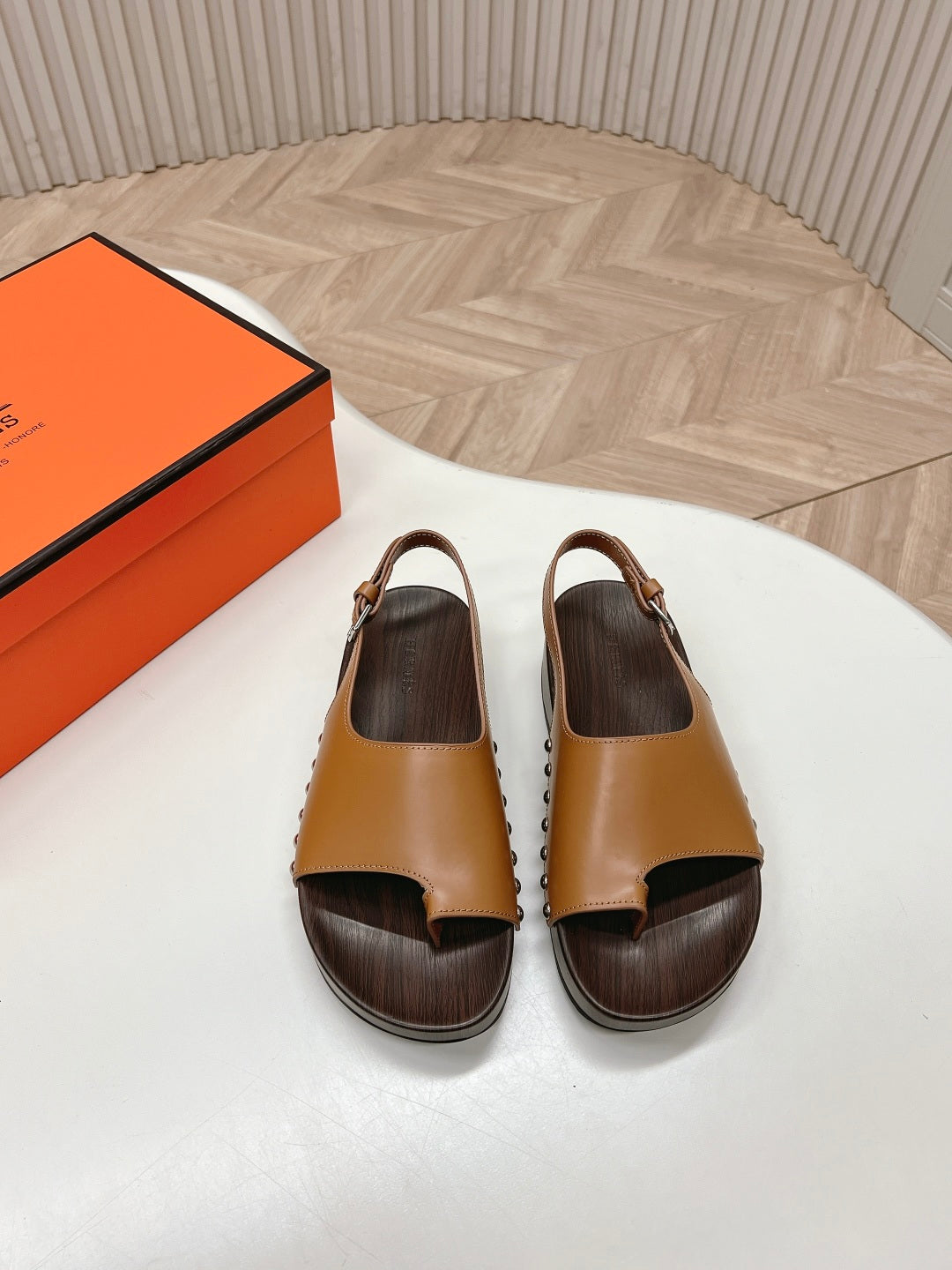 H new stylish summer sandals 0725040811