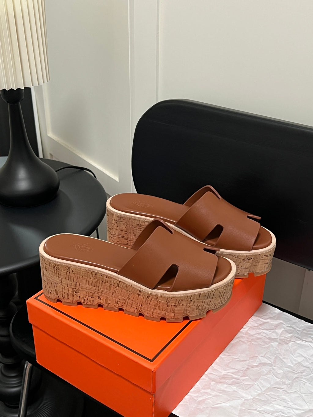 H Fashion Summer Thick-soled Slippers 0725040812