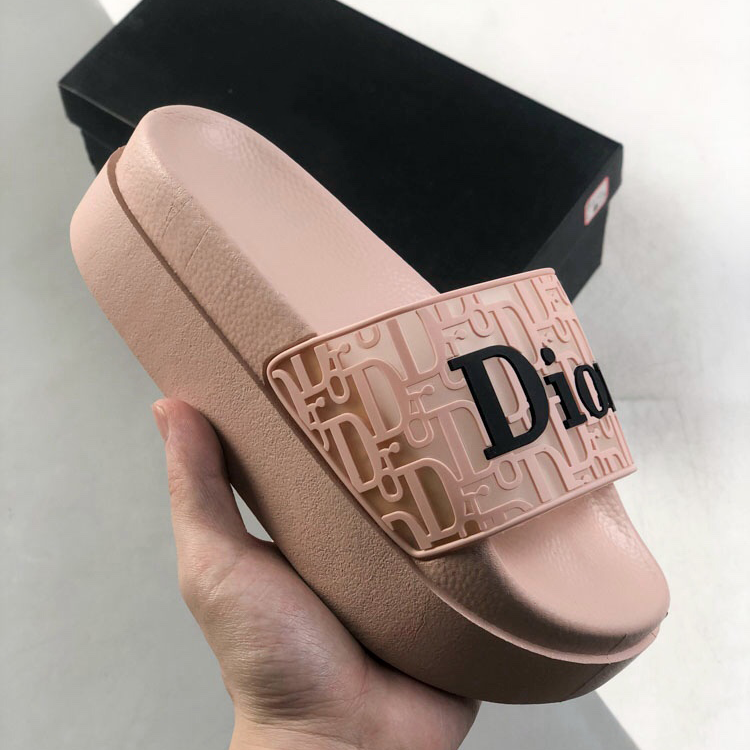 new fashion slippers XC070529904