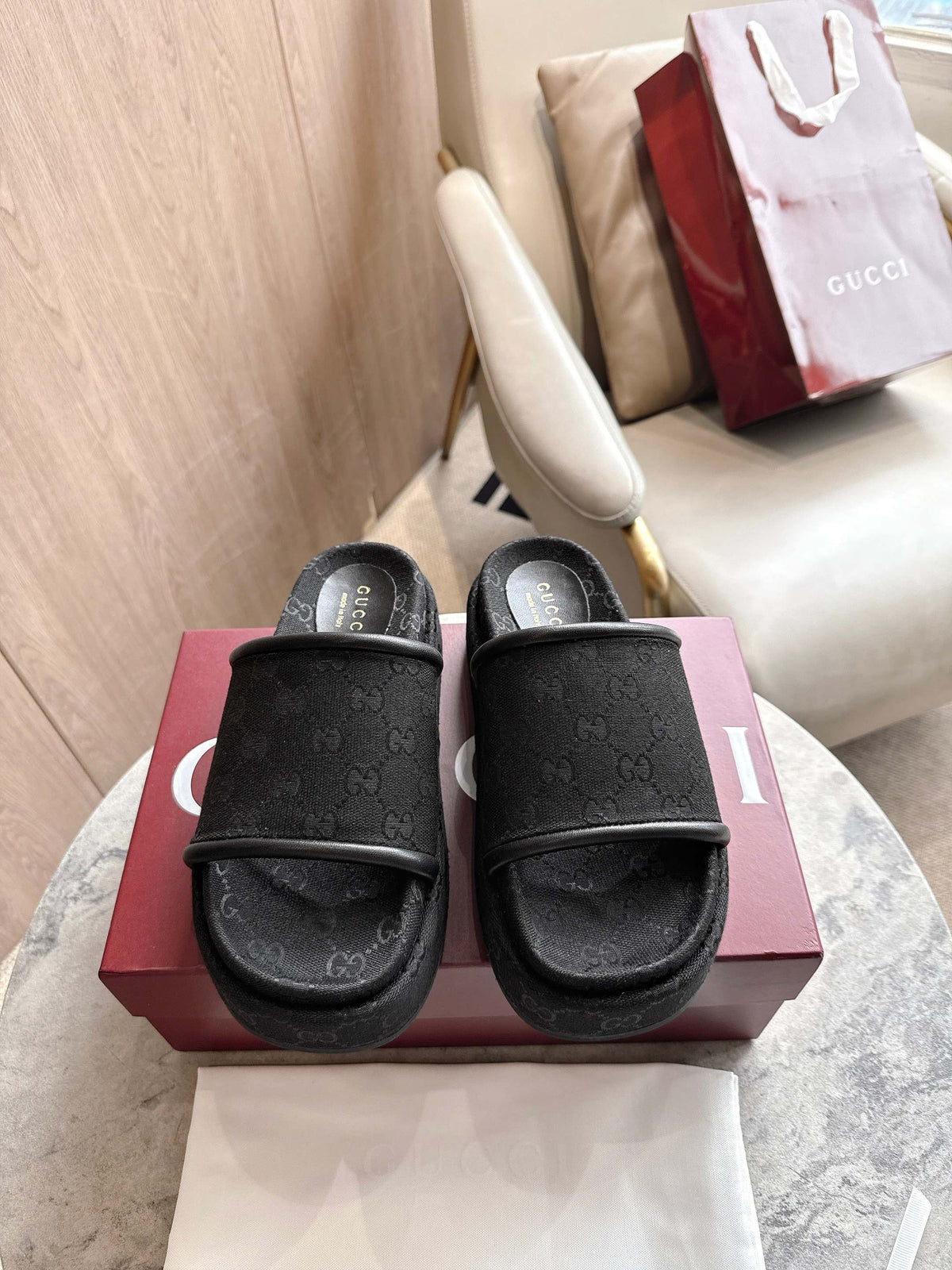 saddle buckle thick-soled slippers 0725101409