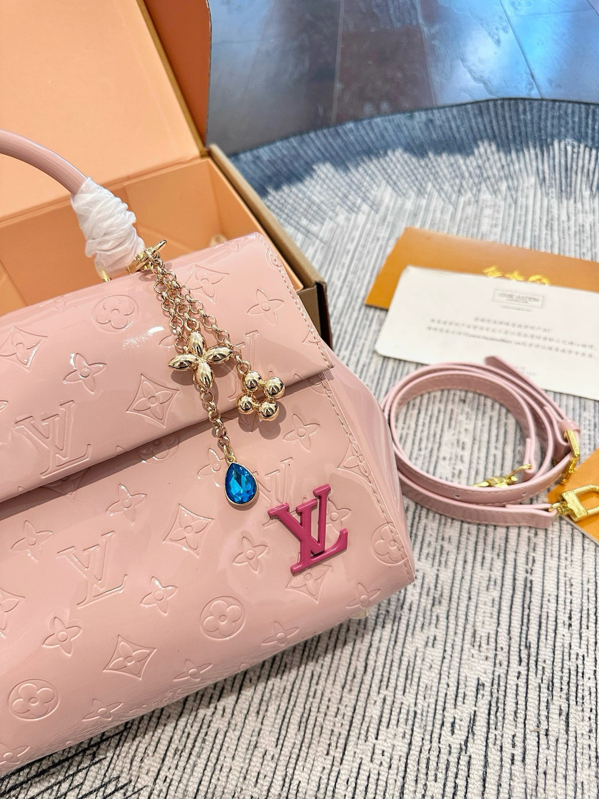 L 26ss  Women's Hand Bag CWT1326080708