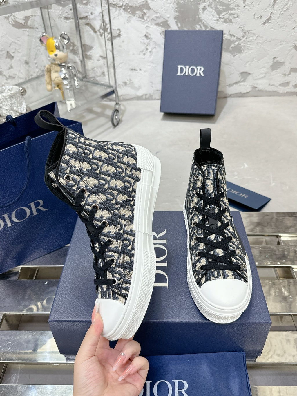 CD B23 High-Top Sneaker 1824120909