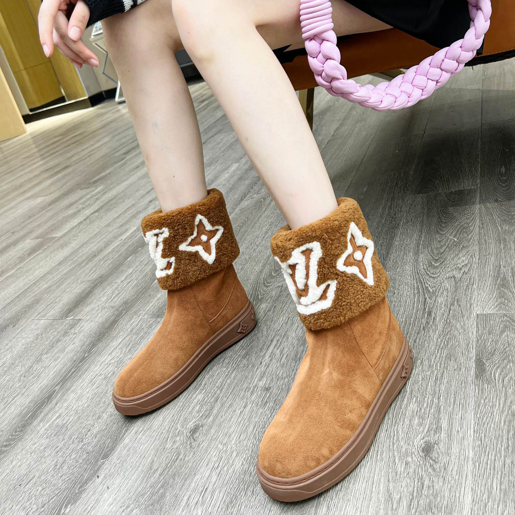 Women's V Brown Suede Boots XC0723082106