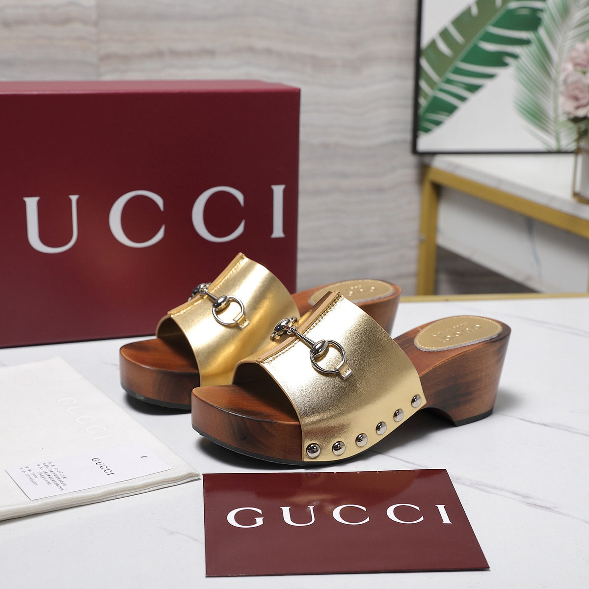 Stylish Women's Horsebit Buckle Solid Wood Platform Slippers 0726051902