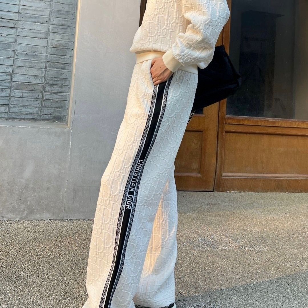 Autumn Jacquard Letters Round Neck Sweater. Straight Casual Pants Two-Piece SetPD052024011011