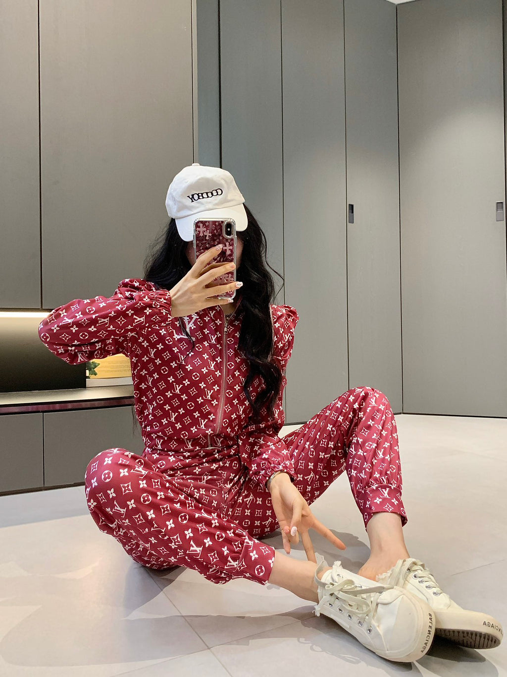 V Fashion letter print set 0724101111
