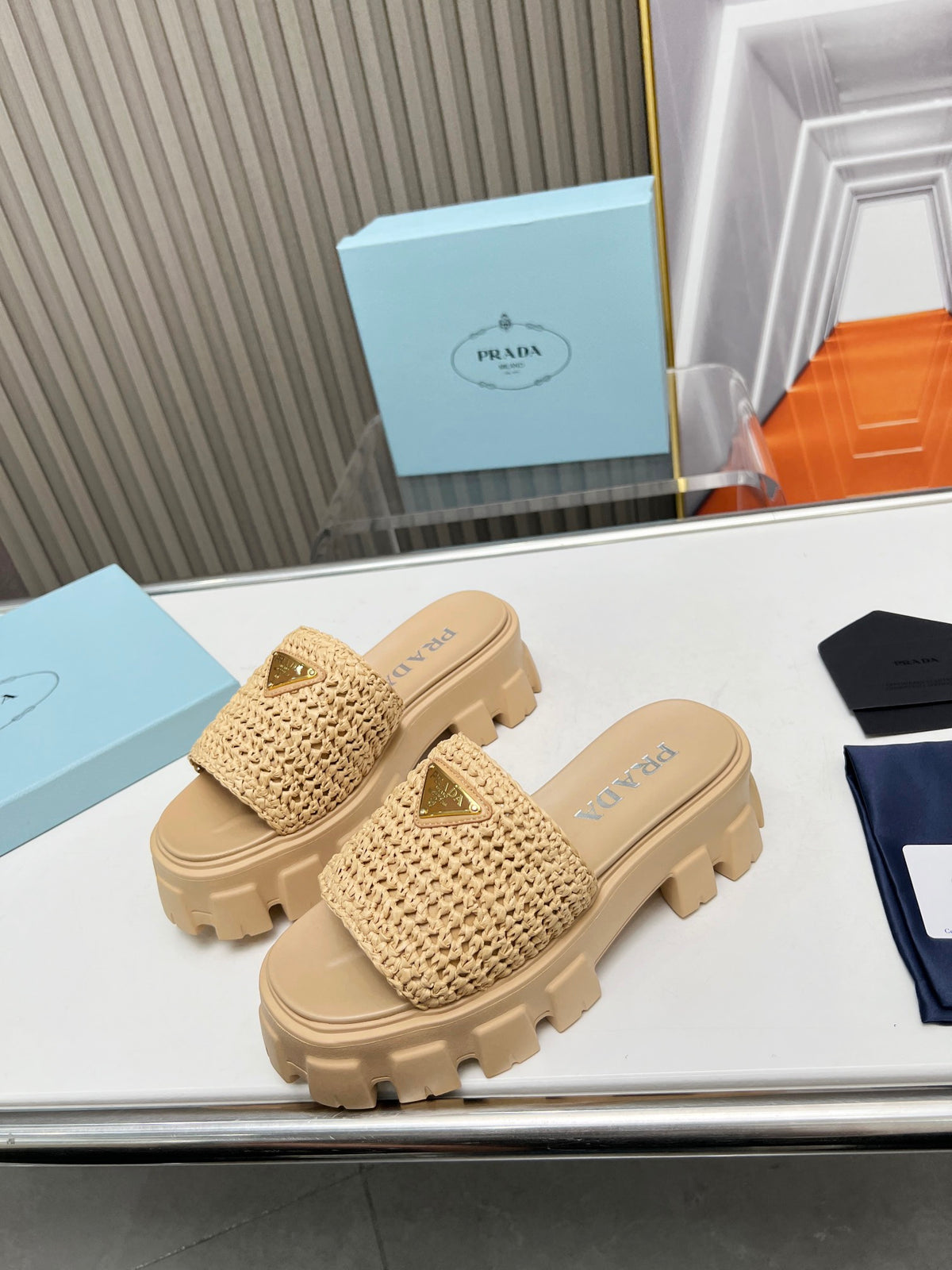 P Spring and Summer Sawtooth Roman Weave Ultra Light Thick Sole 0724071816
