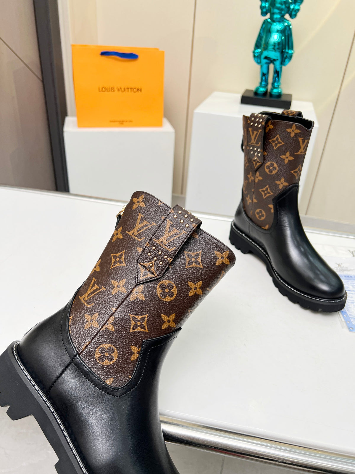 L fashion printed leather martin boots 0724102312
