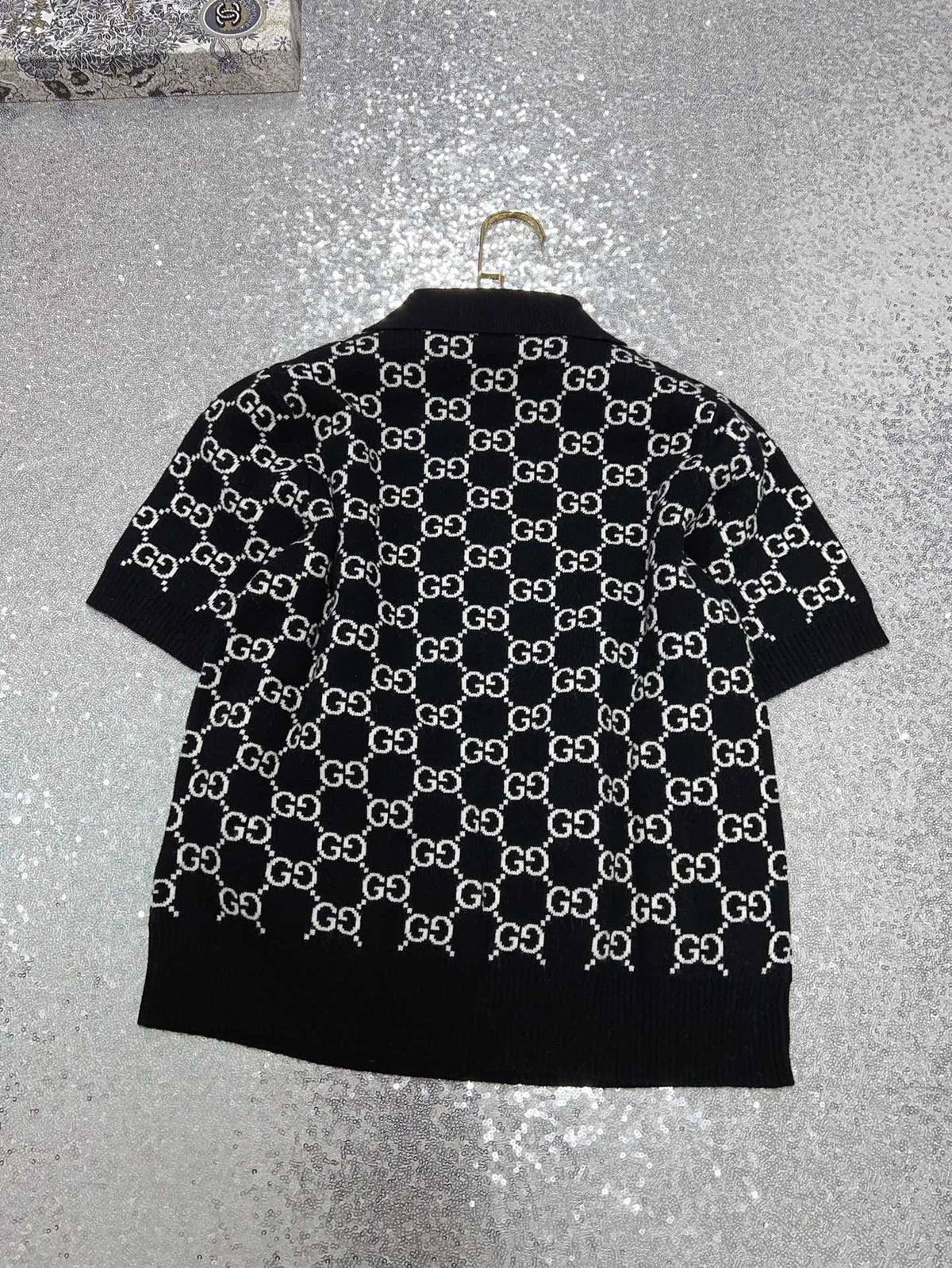 fashion short-sleeved sweater 0725012302