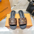 Flat bottom slippers 1824042405