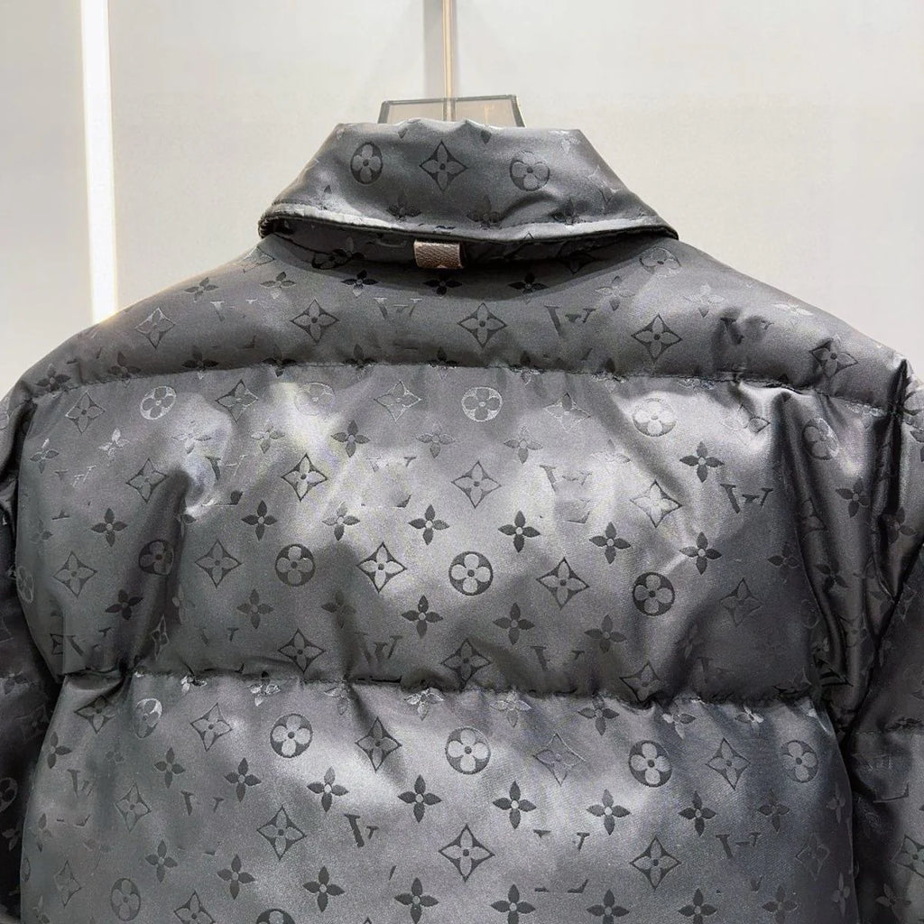Advanced jacquard dark patterned short down jacket 1024111115