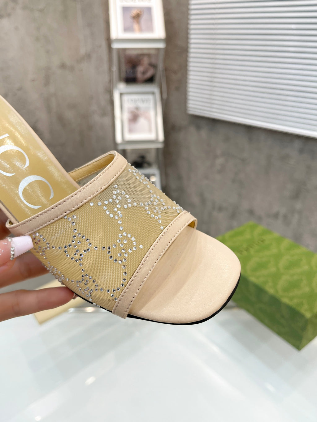 Gucc1 top fashion stiletto slippers 0724030802