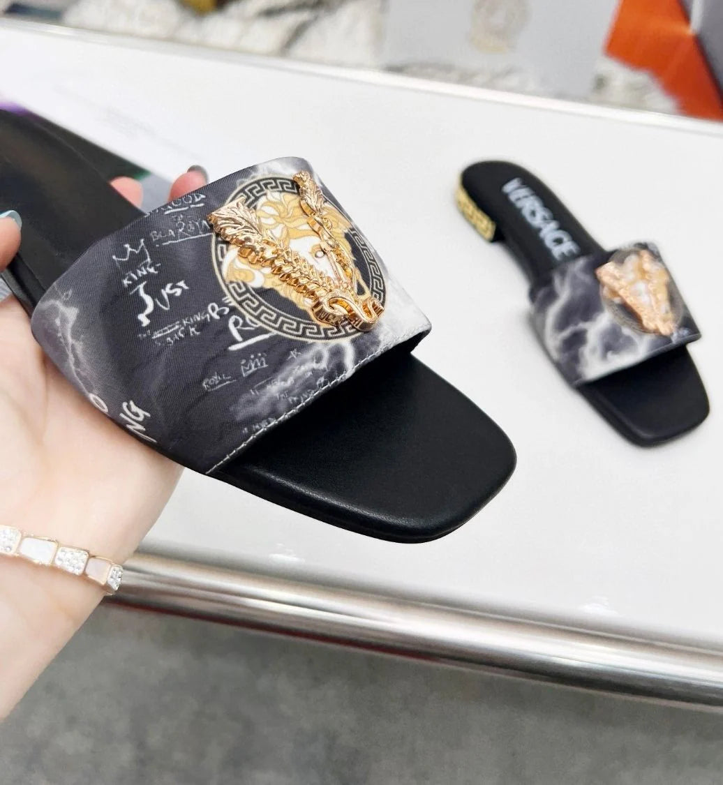 New Classic Fashion Comfortable Flat Leather Slippers 1024040202