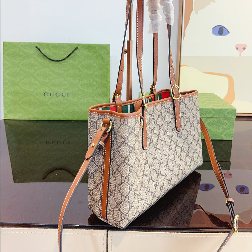Classic Exquisite Double G Tote XC24092435