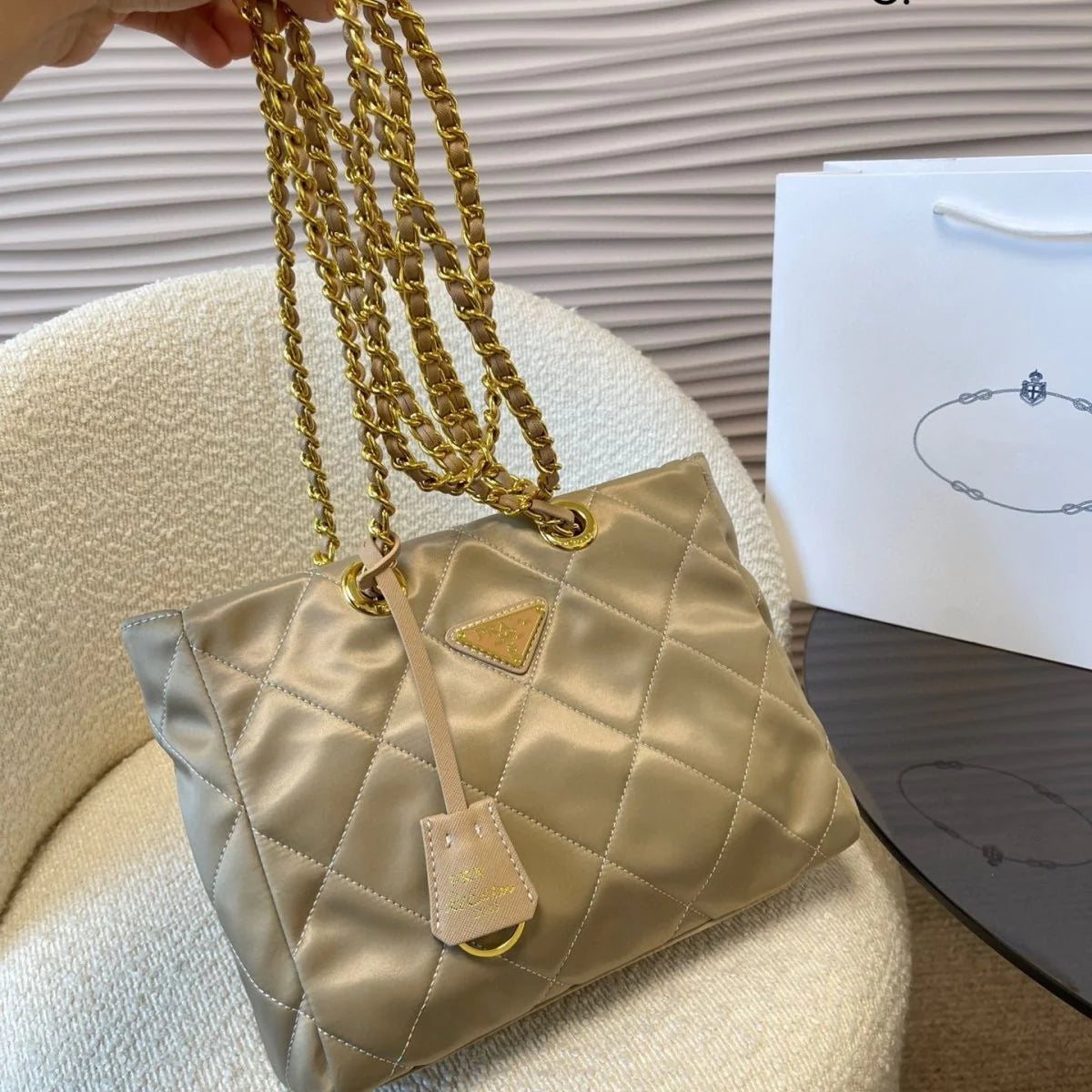 New Style Versatile Fashion Tote Bag Large Capacity Diamond Bag 1024031401