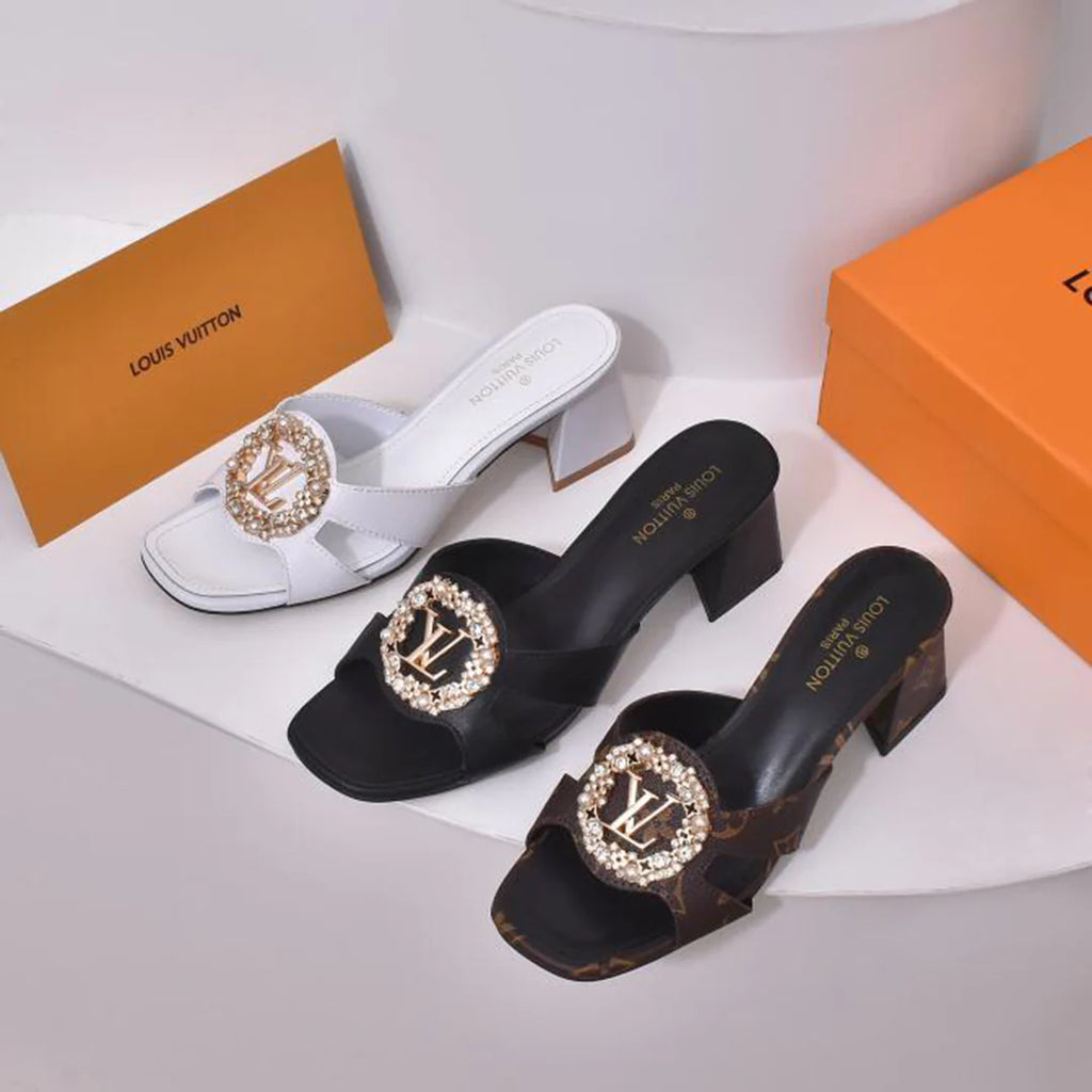 Ladies new fashion versatile thick heel sandals　1024032816