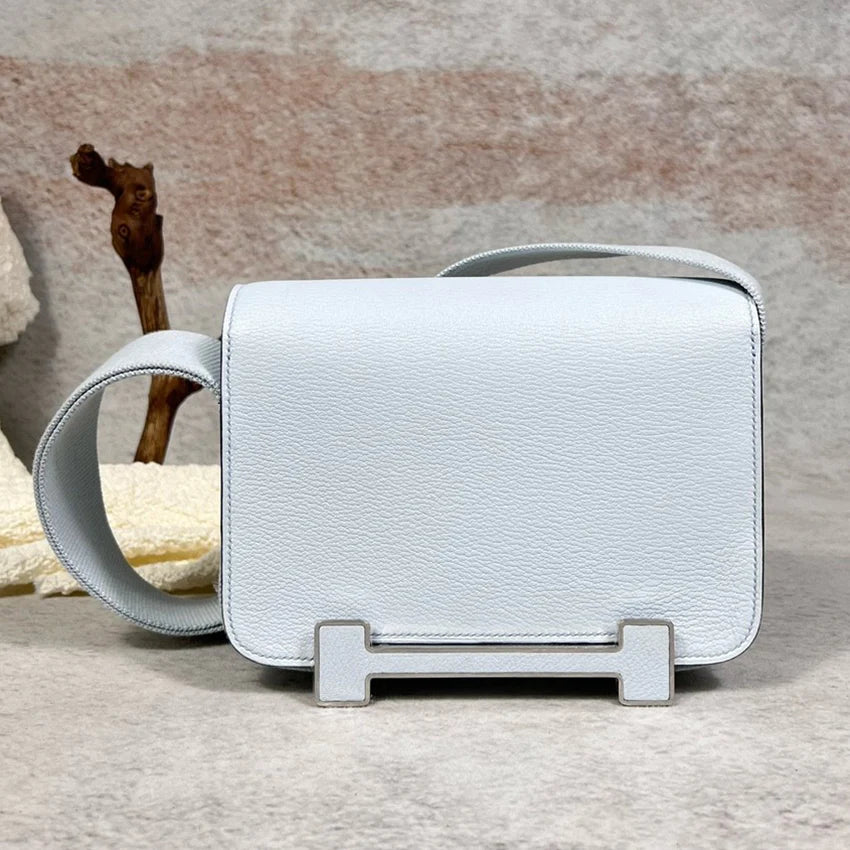 New fashion and versatile small square bag 1024061112