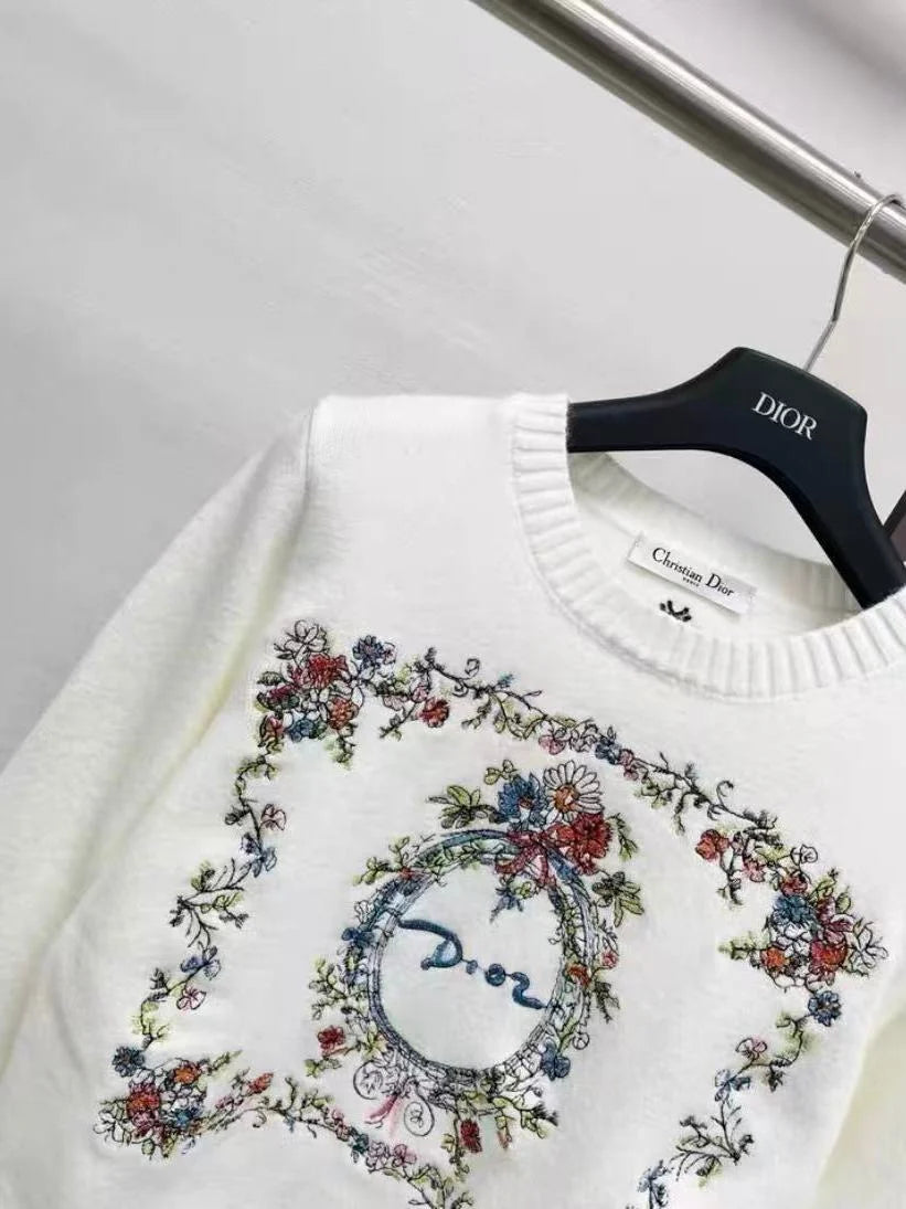 New Fashion Women DIO Crew Neck Knit Sweater PD1326091803