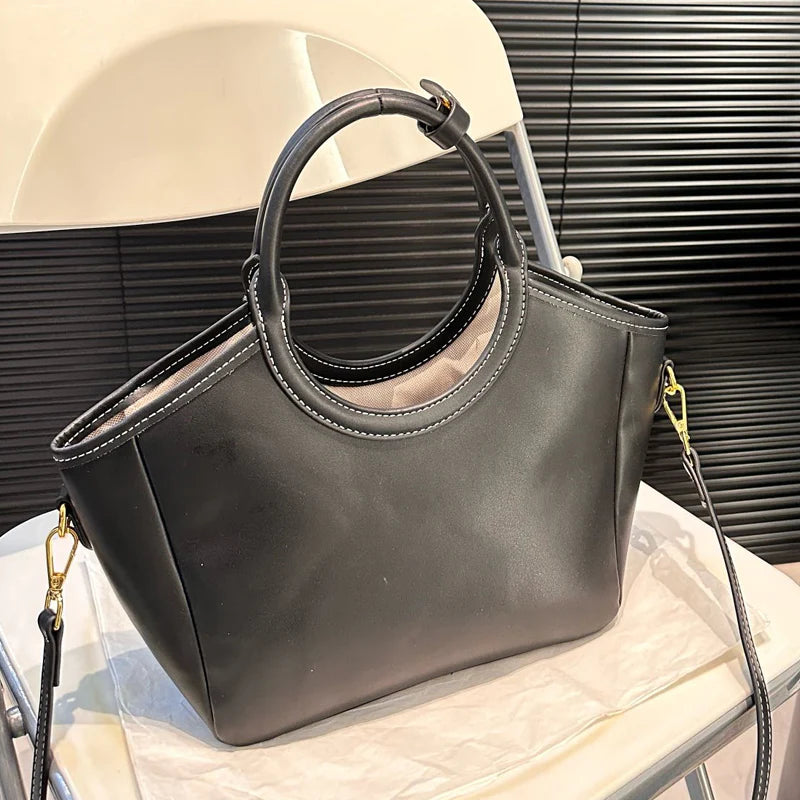 New Black crossbody bag 10CG24092615