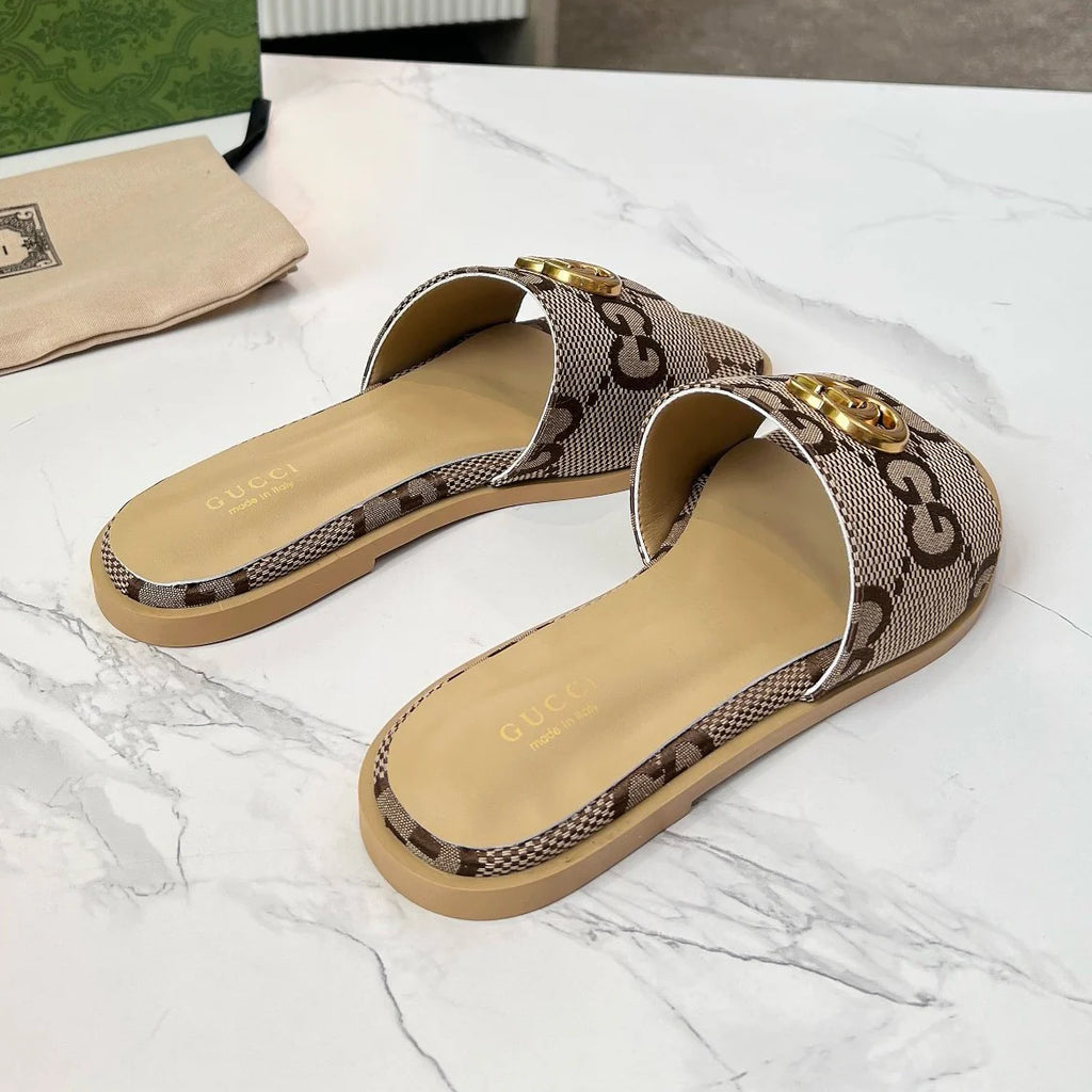 New fashion and versatile flip-flops 1025031908