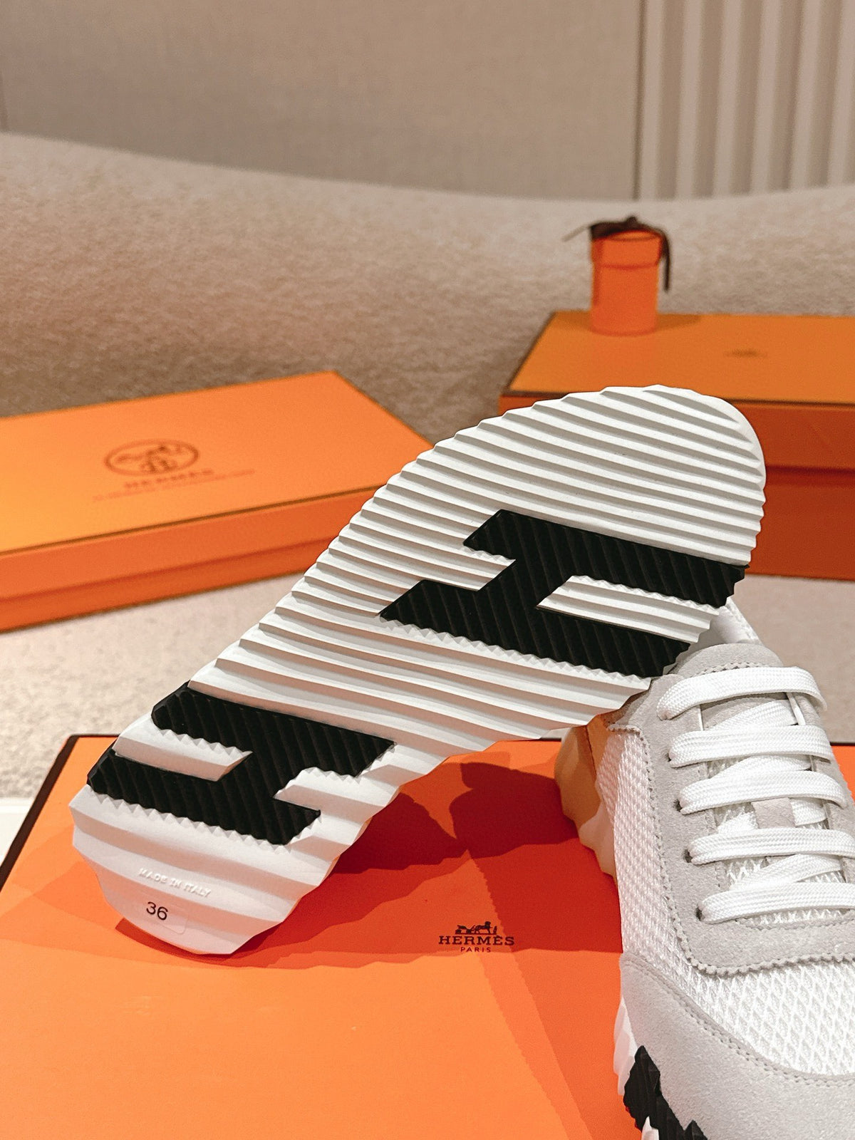 HM Bouncing sneaker 1824111308