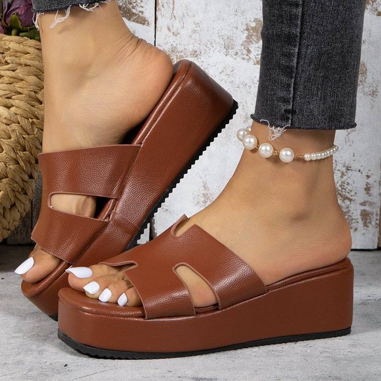 New Elevated Slio Thick Bottom Fashionable All-match Sandals 1024040309