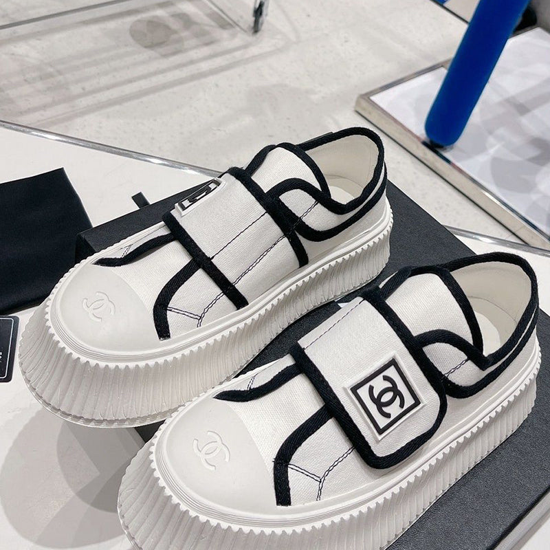 Fashion Thick Sole Velcro Canvas Shoes PD10070407